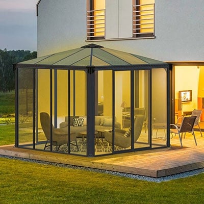 Why Gazebos Benefit Any Outdoor Area