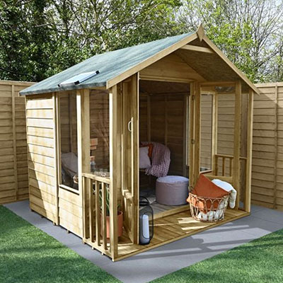 a luxury 7x7 summerhouse, made from overlap cladding